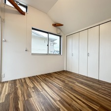 広々とした居室に大型クローゼット