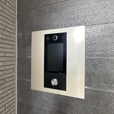 共用部階段TVモニター付きインターホン